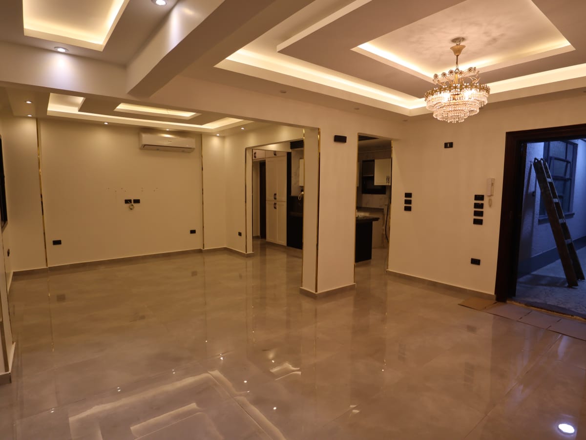 Cozy 2 Bedroom Apartment in Zamalek - Practical Living