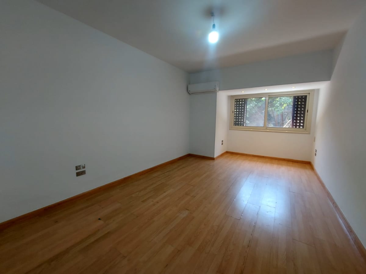 Well-Planned Family Apartment In Zamalek 