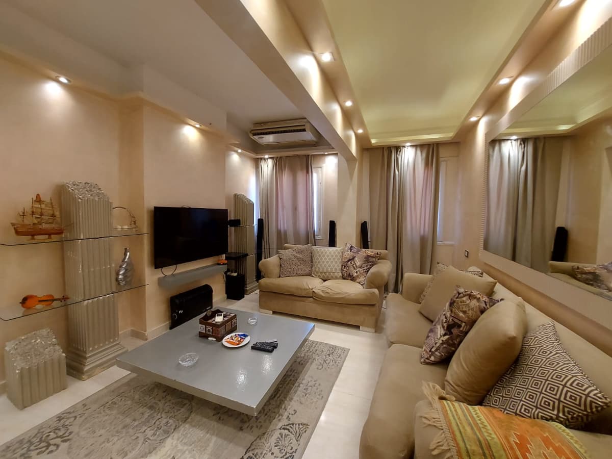 Cozy 2BR Apartment for Easy Living In Zamlek