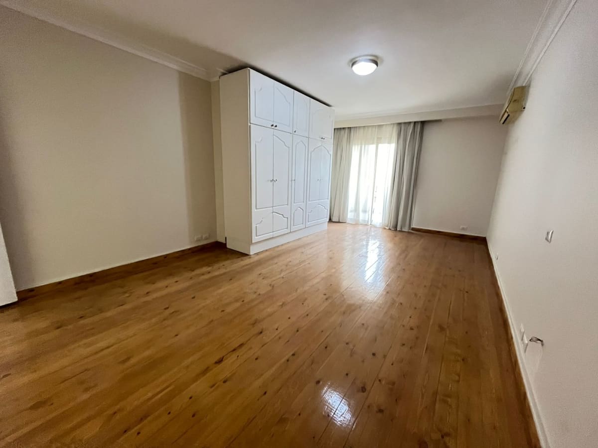 Spacious 300 sqm Apartment in Maadi - 4 Bedrooms & Green Views