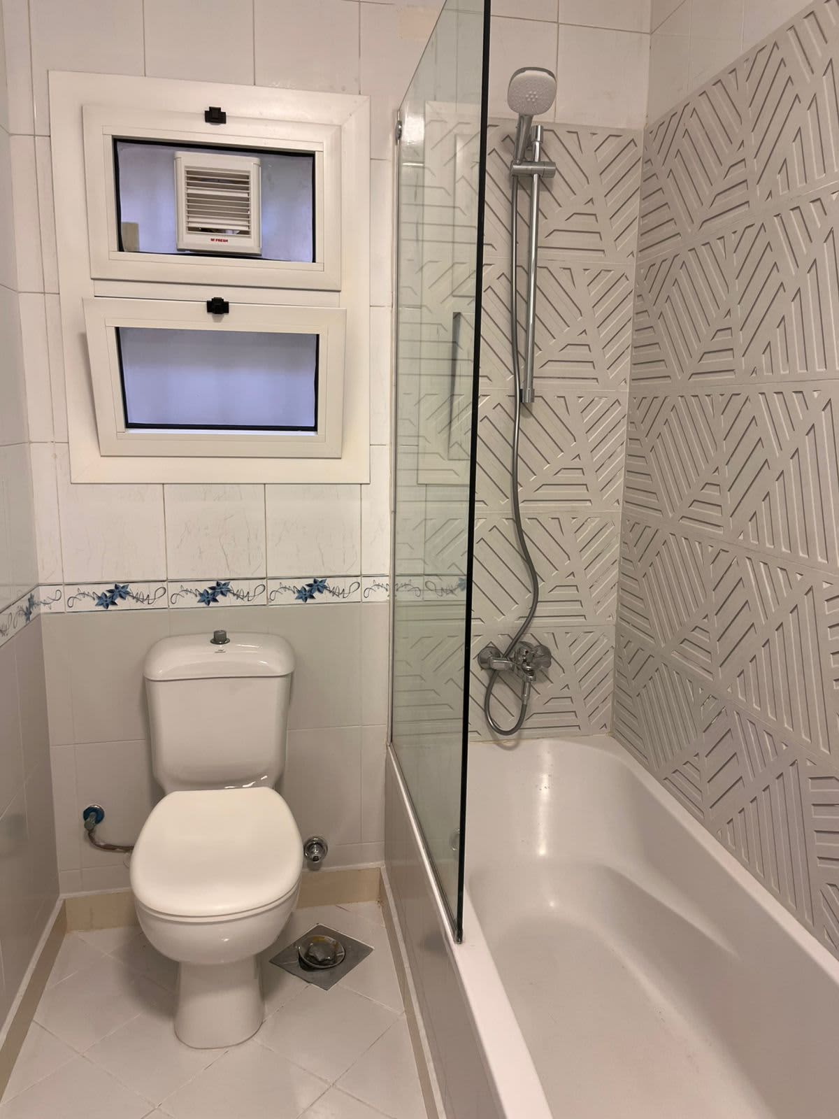 Spacious 4 Master BR Penthouse - 250 sqm Prime Location