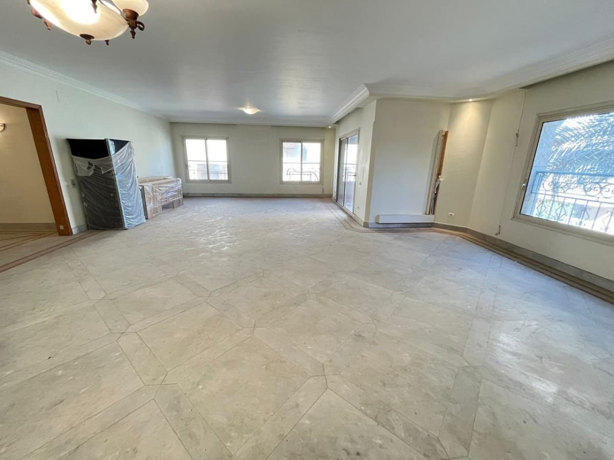 4 Bedroom Semi-Furnished Apartment