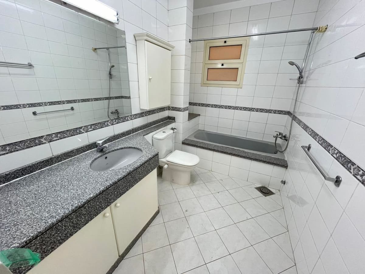 4 Bedroom Semi-Furnished Apartment