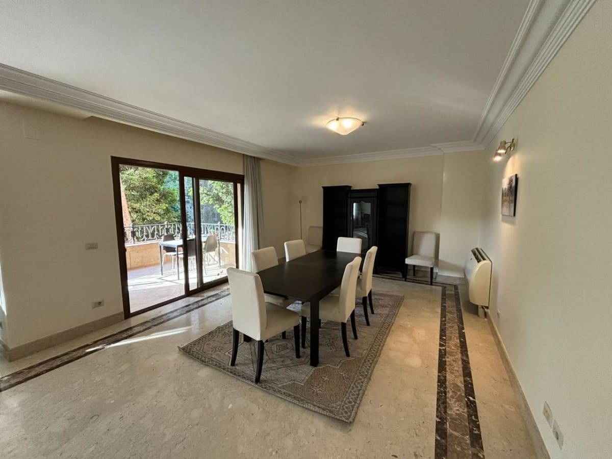 4BR Apartment for in Maadi Rent withGenerous Living Space