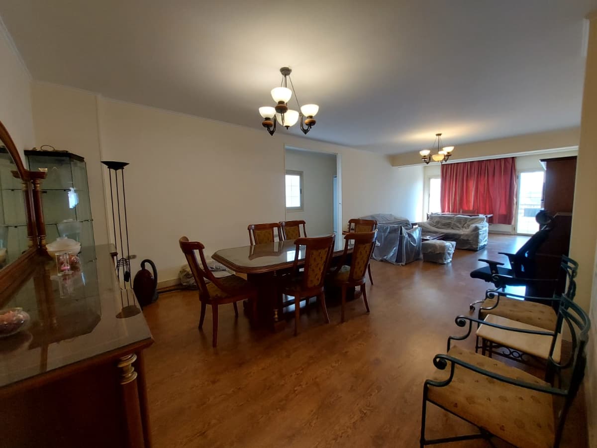Modern 3BR Apartment with Balcony In Zamalek