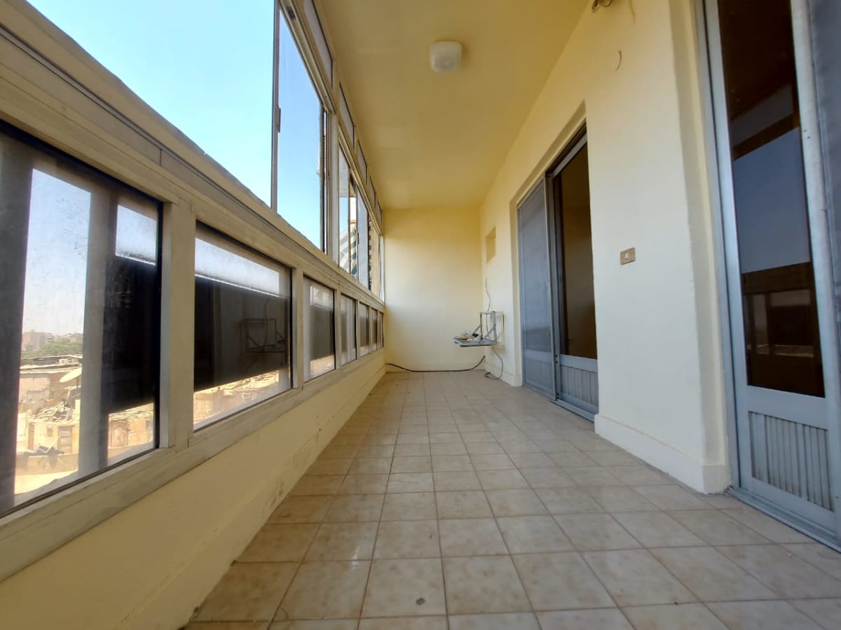 Bright 3BR Apartment in Prime Zamalek Location