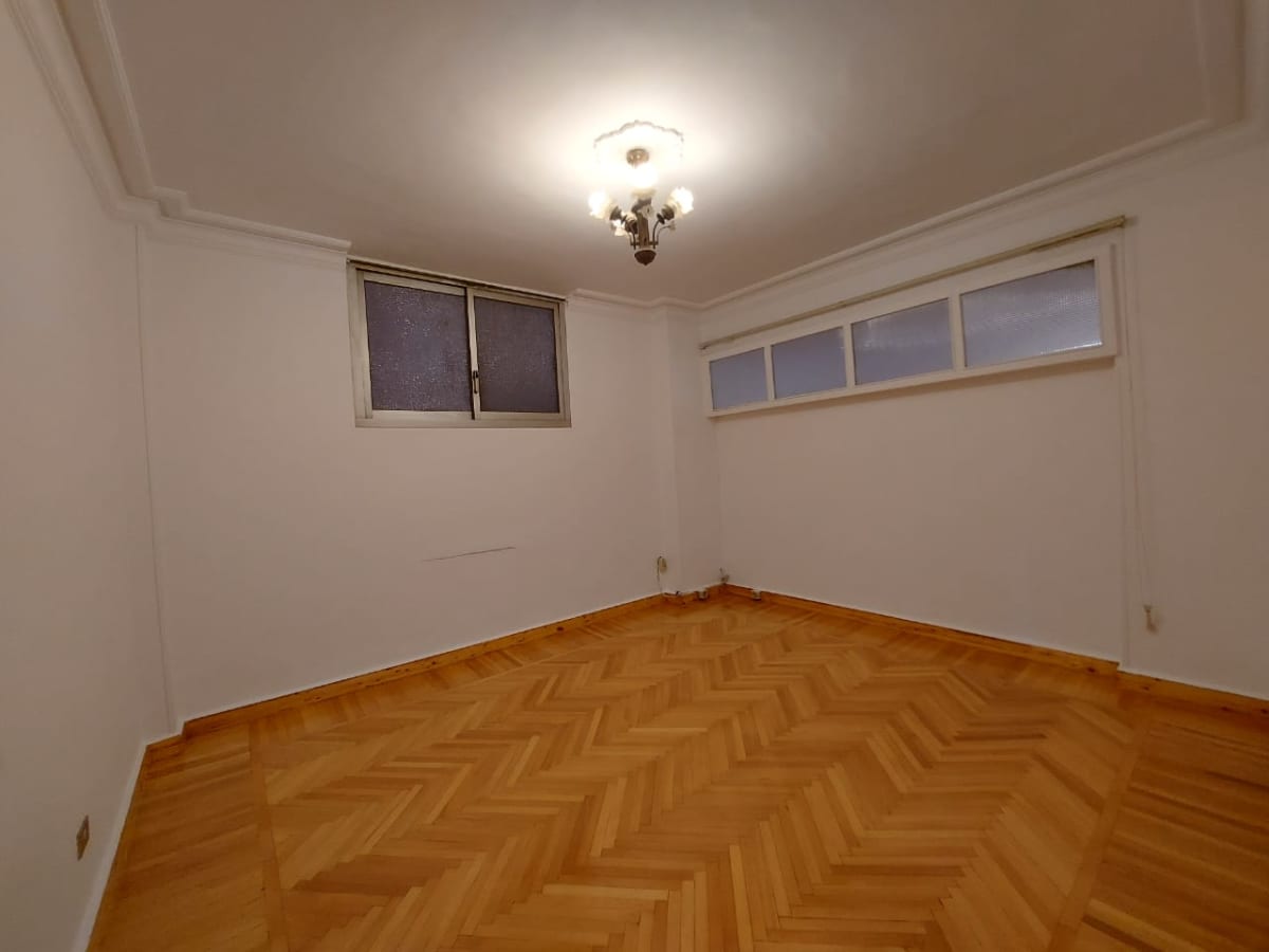 Bright 3BR Apartment in Prime Zamalek Location