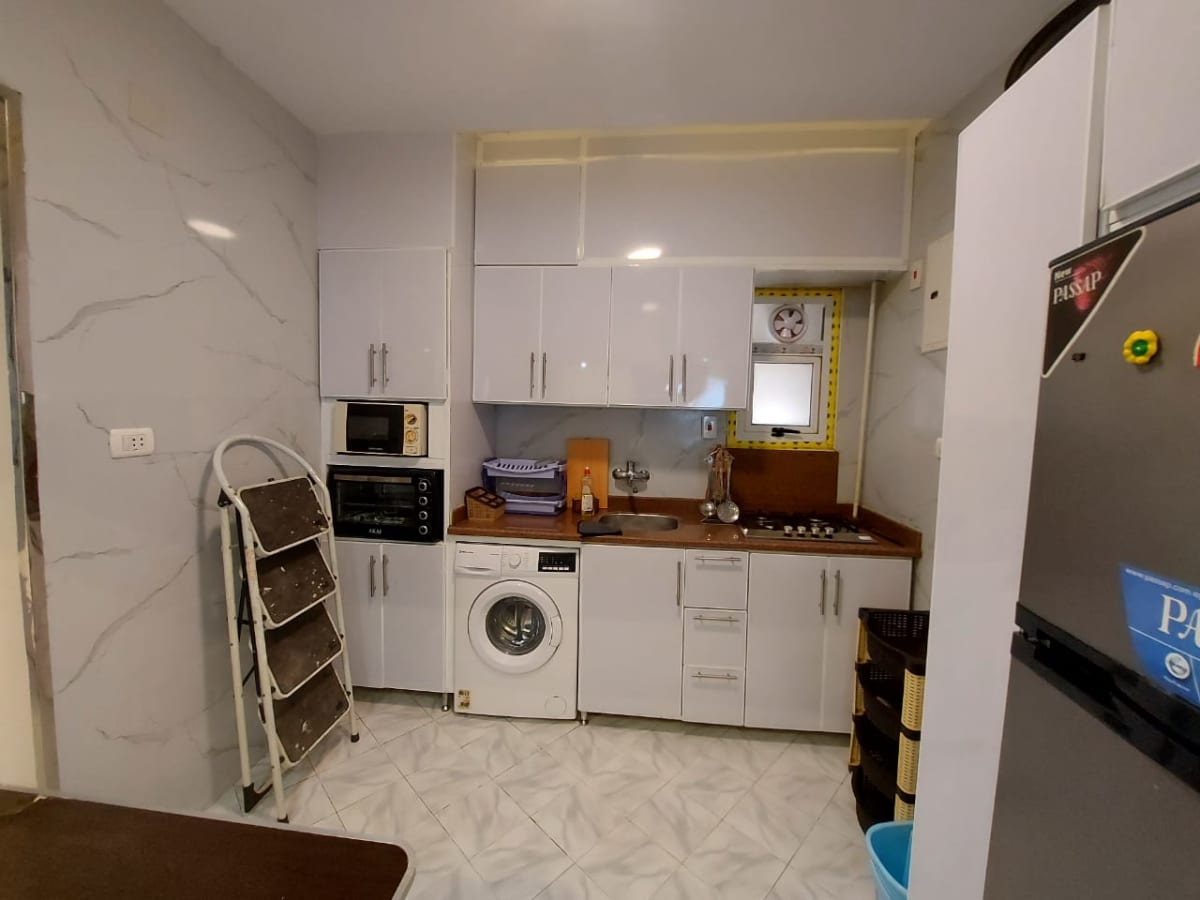 Modern Apartment with Natural Light In Zamalek