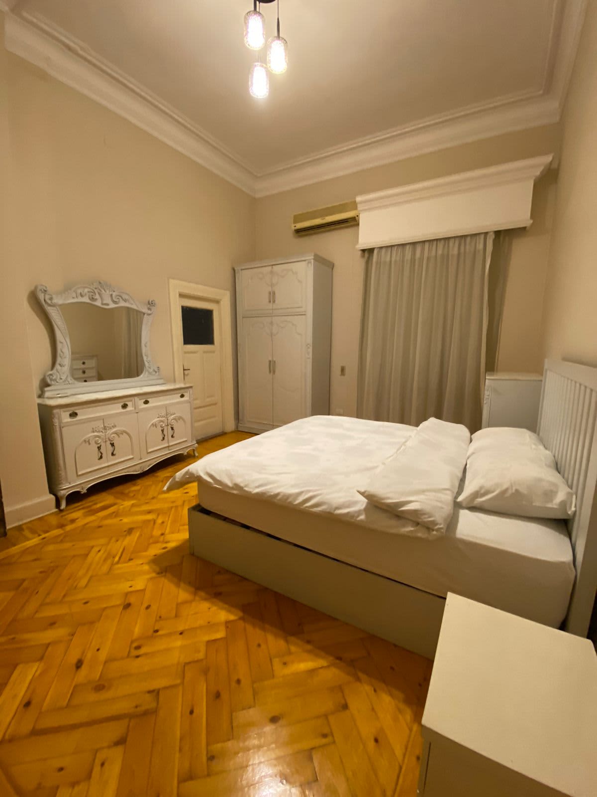 Bright 230 sqm Family Apartment In Zamalek