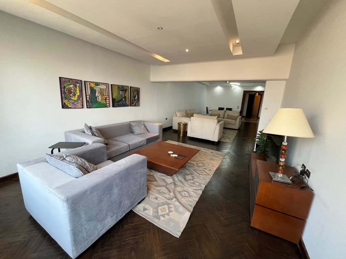 2BR Apartment in Zamalek - Modern & Inviting