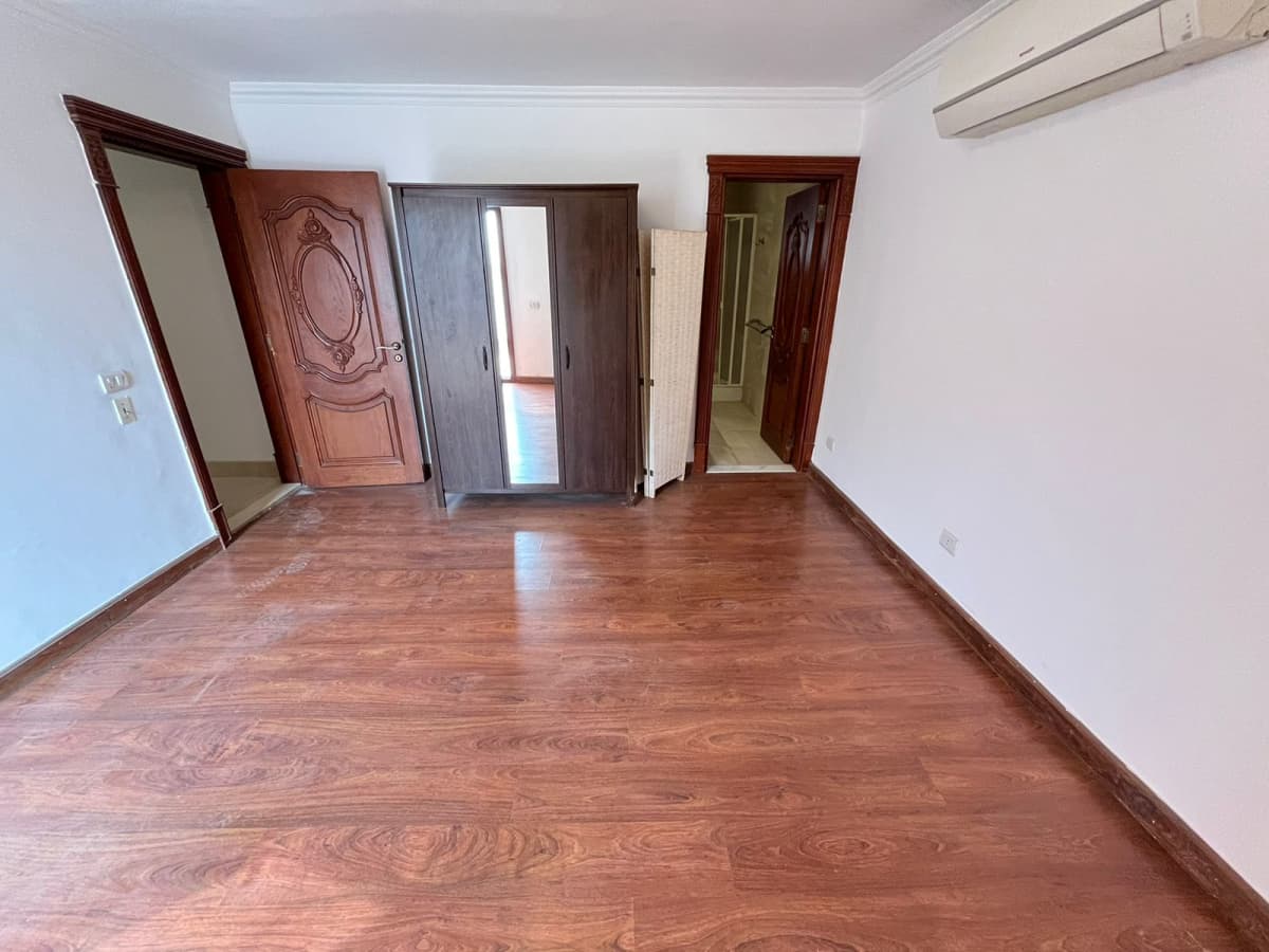 High-End 5BR Penthouse Duplex in Maadi in a Prime Location