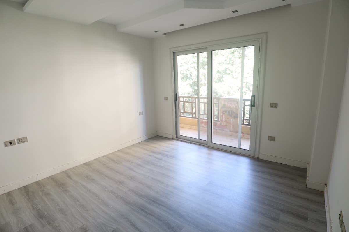 High-End Duplex Penthouse with Open Views In Maadi, Sarayat 