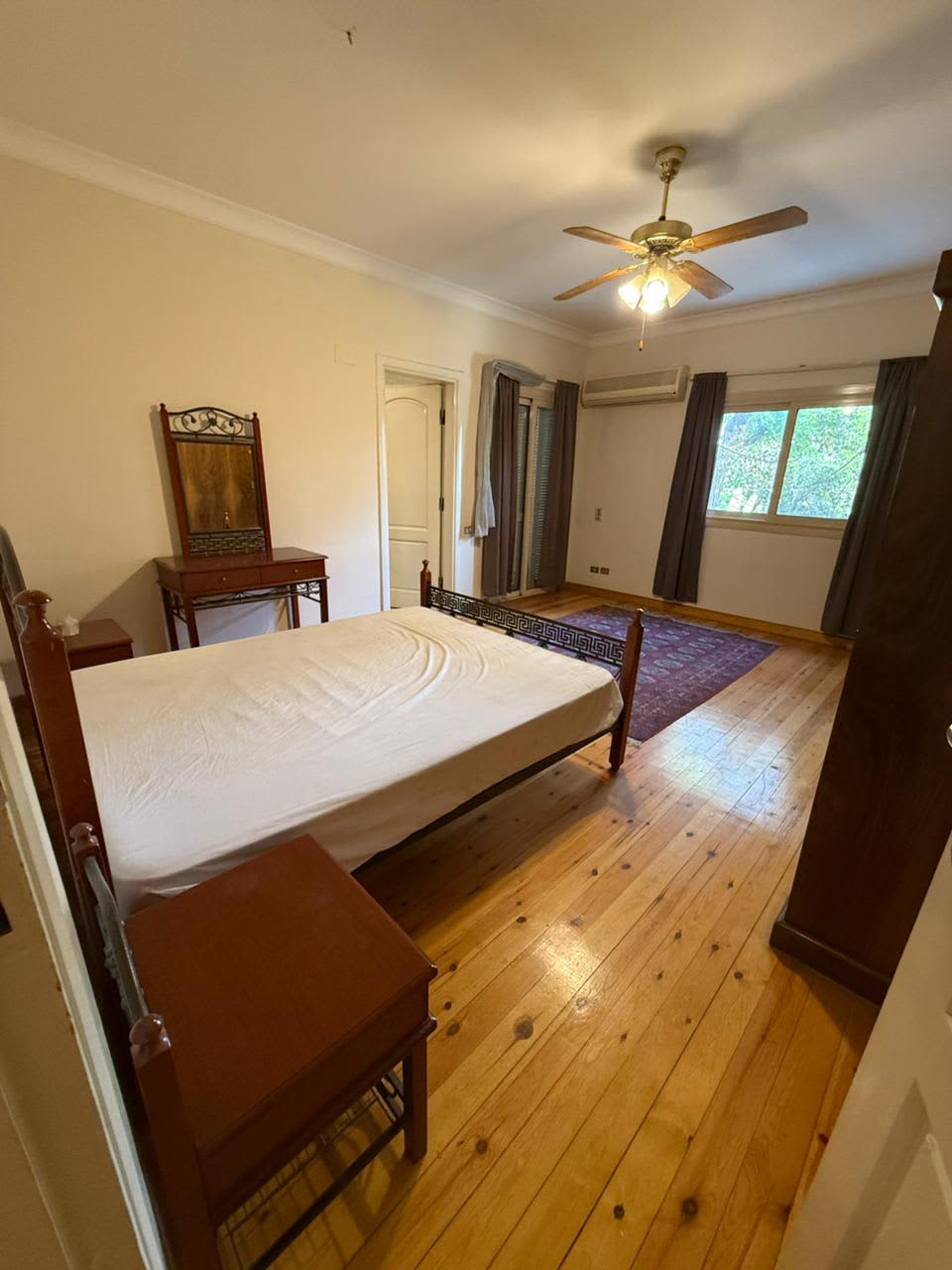 Comfortable Sunny Apartment In Prime Maadi Sarayat.