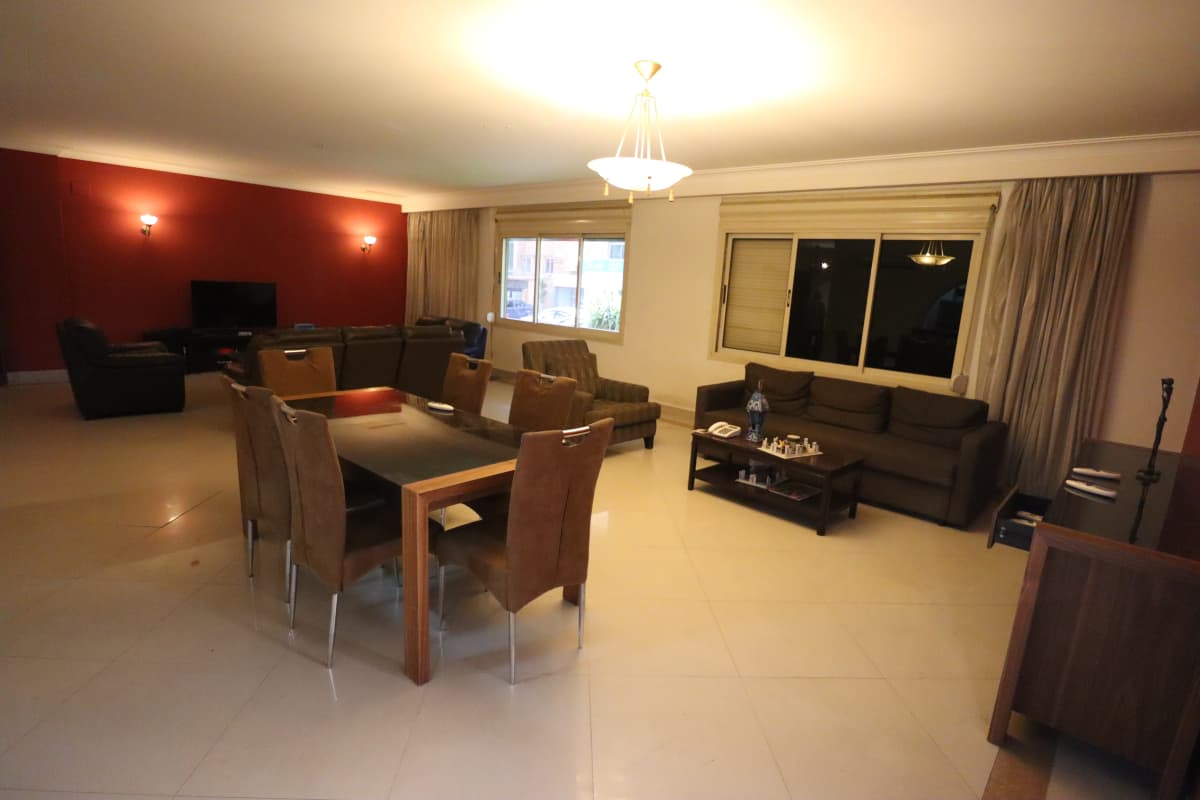 Chic & Stylish Ground Floor Apartment in Maadi Degla.