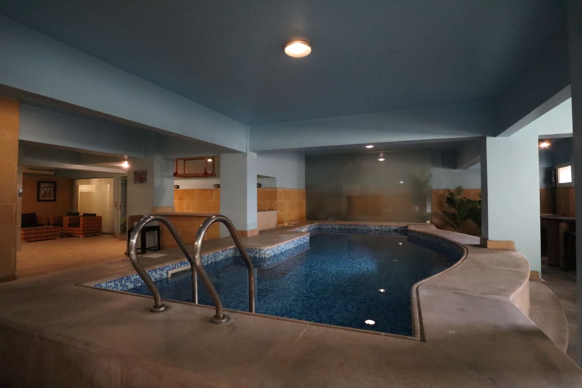 Stunning Penthouse With Prime Views In Maadi Sarayat.