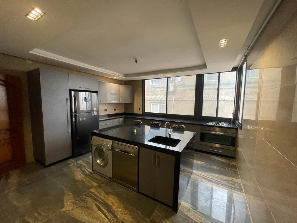 Elegant Maadi Degla Penthouse with Full Furnishings