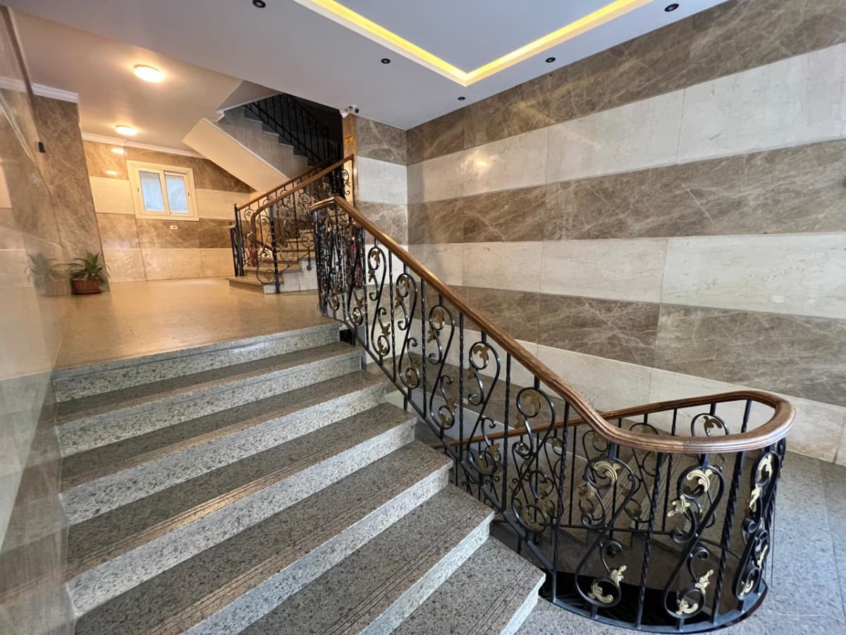 Administrative Office For Rent| 265m² |Sarayat El Maadi .