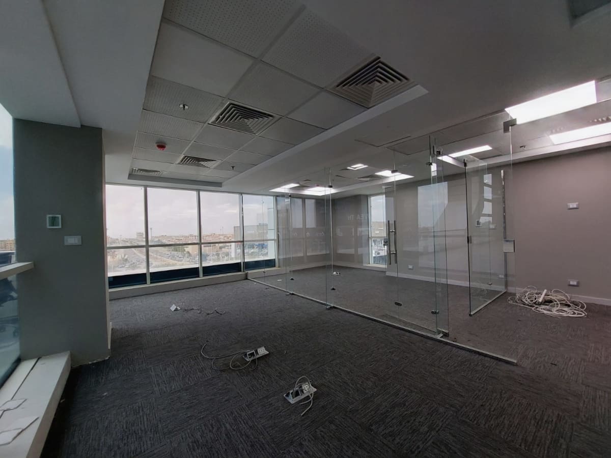 Administrative Office | 225 Sqm | North 90th | Prime Location