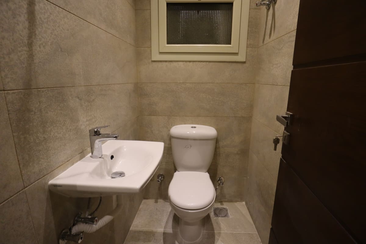 Spacious Luxury Semi-Furnished Apartment for Rent in Sarayat El Maadi.
