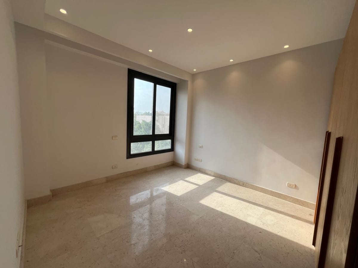 Spacious 3 Bedroom Apartment in Maadi 180 sqm Living