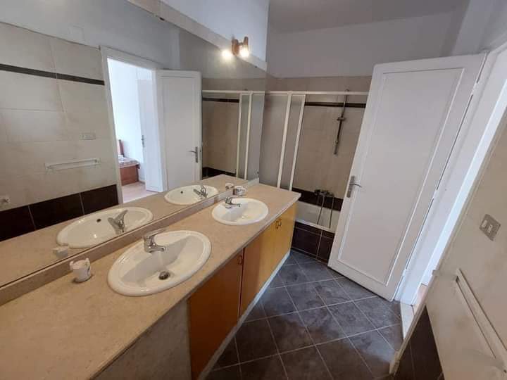 A Lovely Penthouse For Rent In The Heart Of Maadi Sarayat.