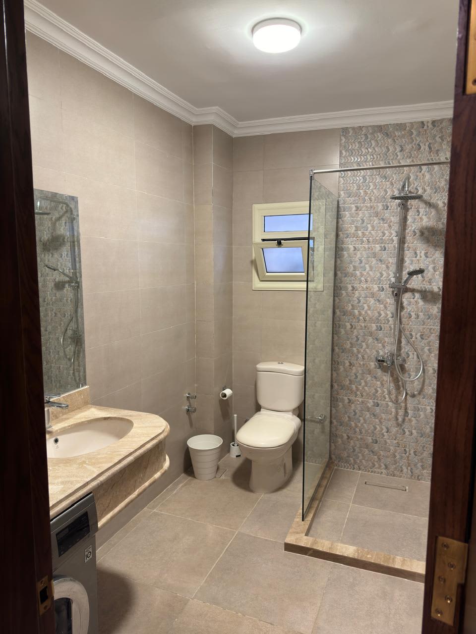 Warm & Welcoming Ground Floor Apartment in Maadi Sarayat.