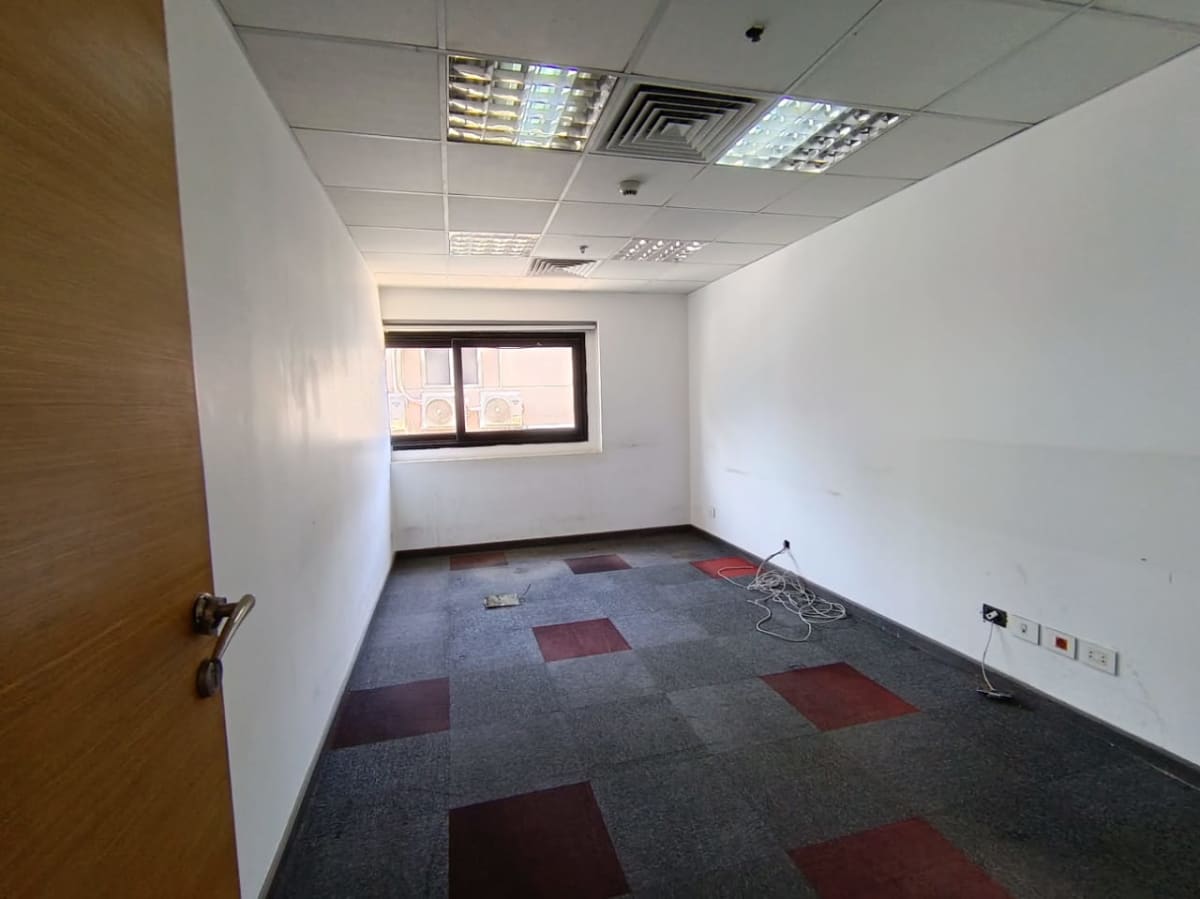 Administrative Office For Rent In 90th North | 600m² | Fully Equipped   . 