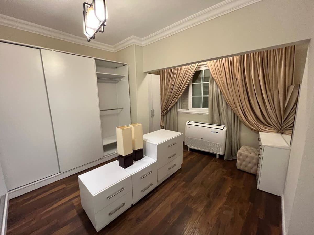 Apartment In Prime Location With Nile View In Zamalek