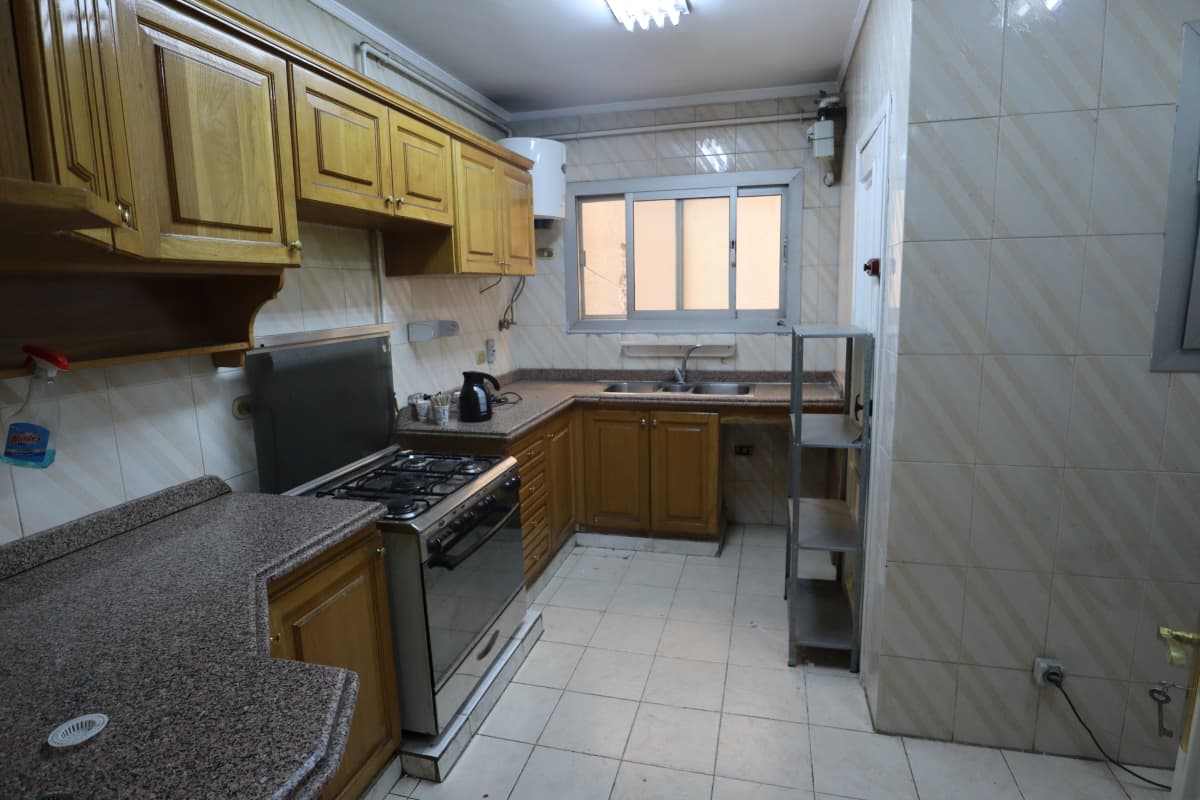 Bright 3BR Apartment in a Prime Location in Maadi