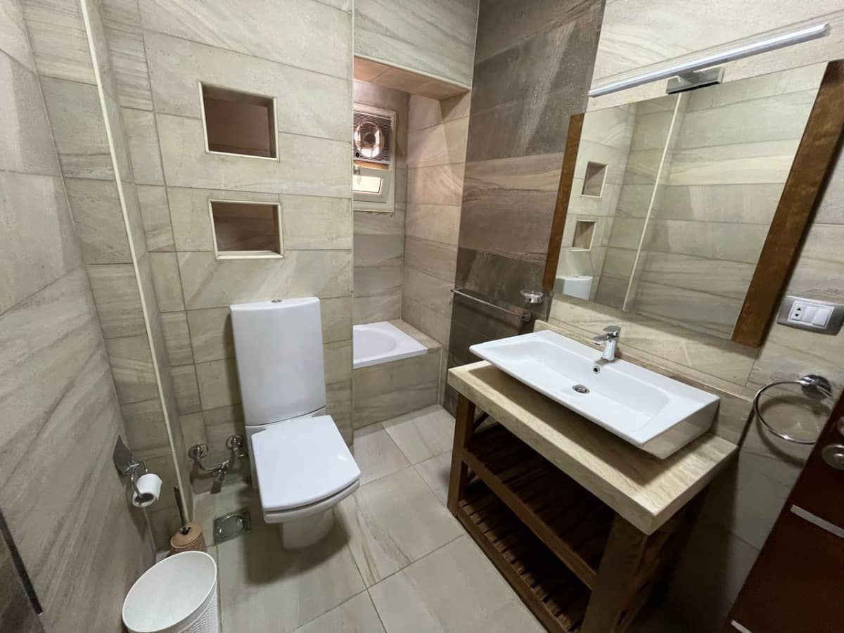 Bright 2BR Apartment in a Prime Location in Maadi