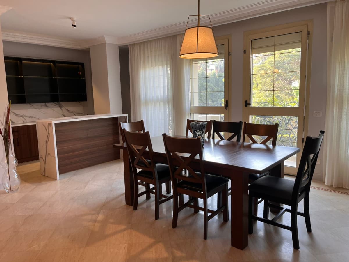 Luxury 4 Bedroom Apartment in Maadi Bright & Elegant
