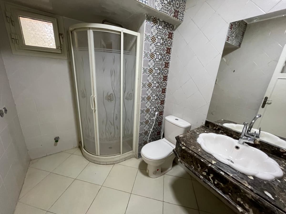 Apartment With180sqm Modern Gem in Prime Maadi Sarayat
