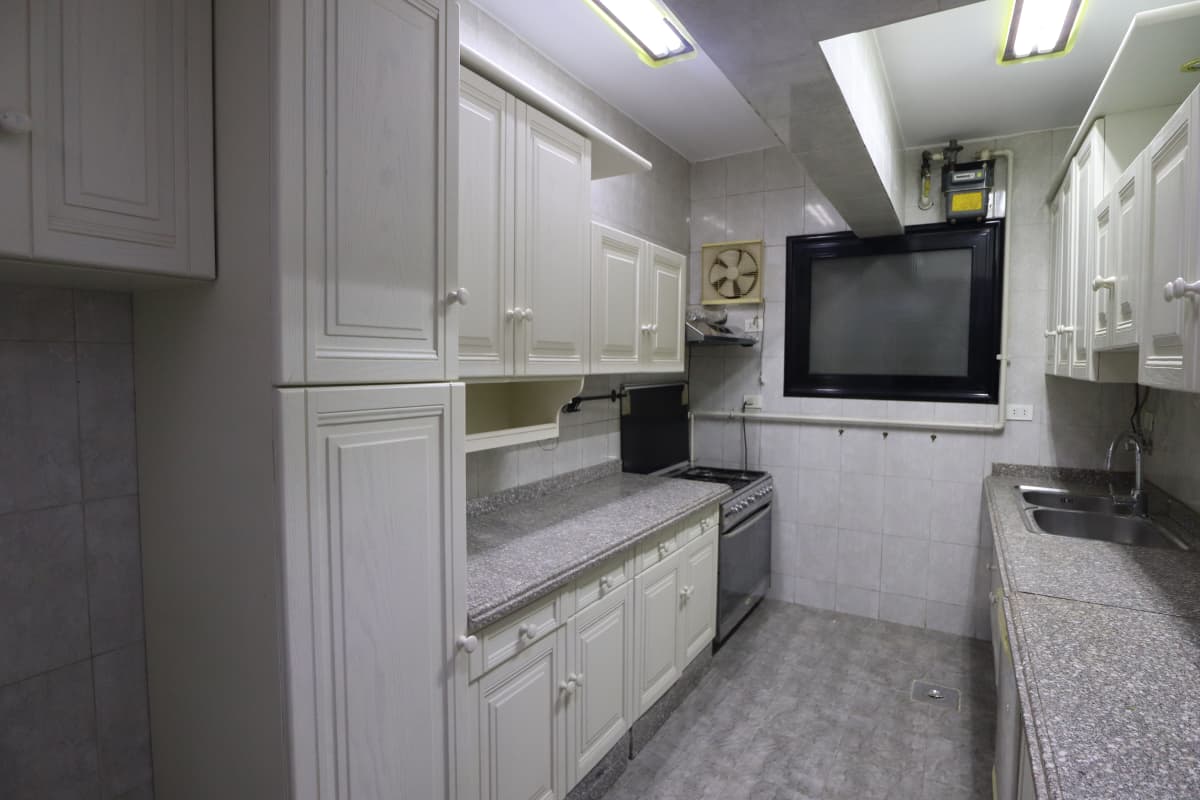 Premium 3 bedrooms Semi-Furnished Flat in Maadi Degla