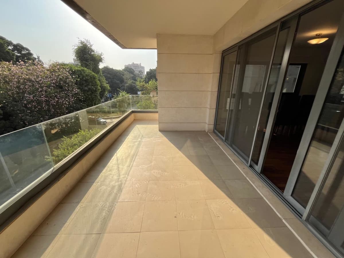 Spacious 5 BR Apartment in Maadi Apartment 300 sqm