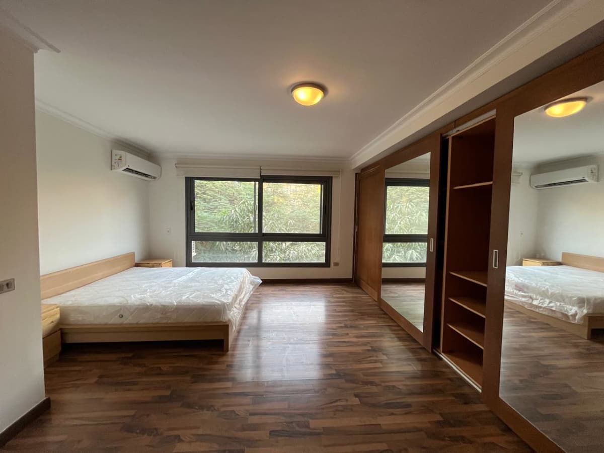 Spacious 5 BR Apartment in Maadi Apartment 300 sqm