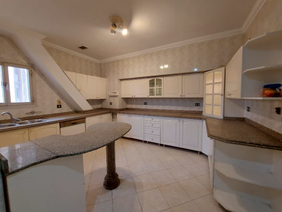 Spacious 4 Bedroom Apartment in a Prime Zamalek Location