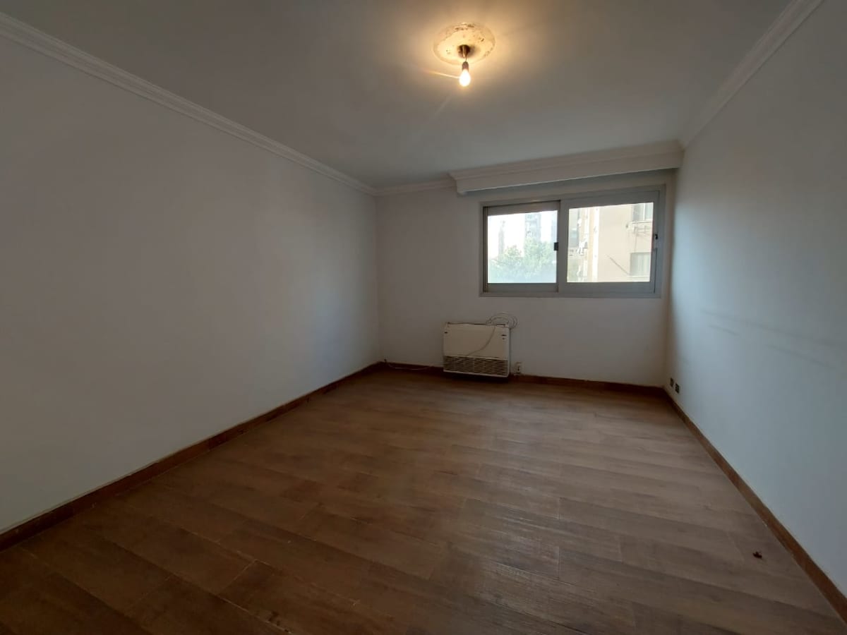 Spacious 4 Bedroom Apartment in a Prime Zamalek Location