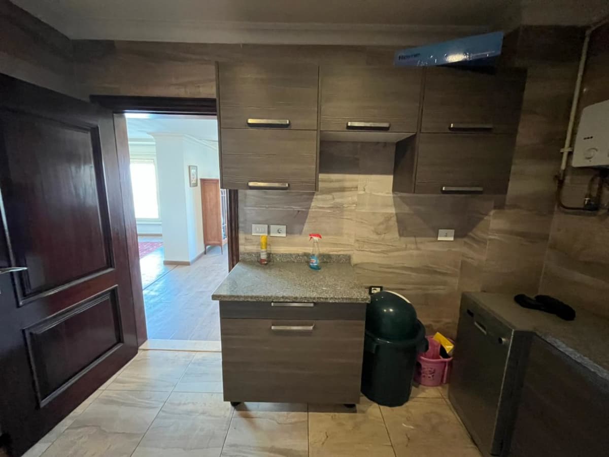 Specious Apartment With Overlooking Sea In Zamalek.