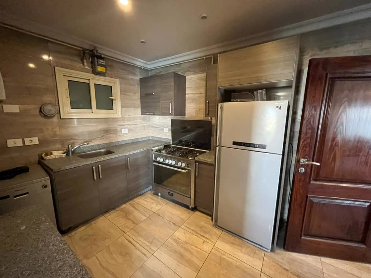 Specious Apartment With Overlooking Sea In Zamalek.