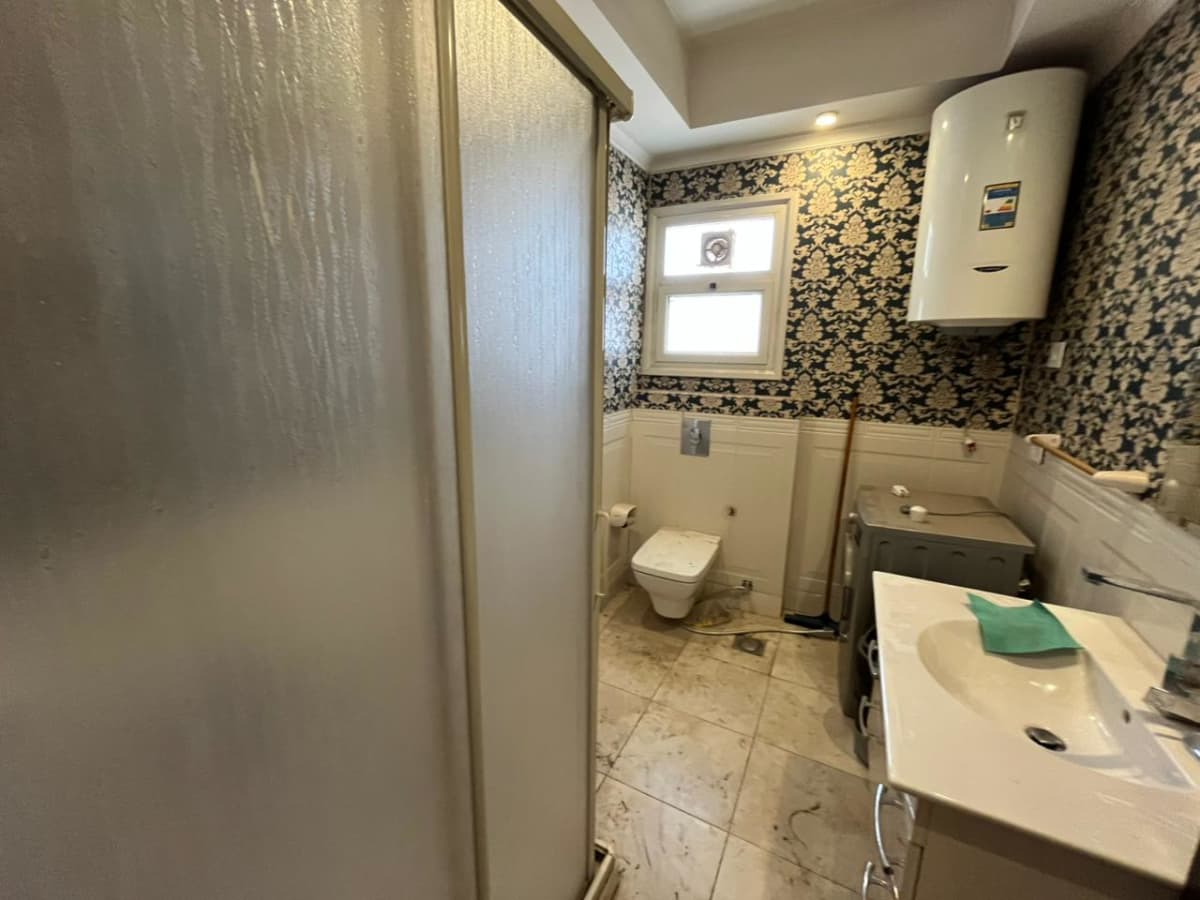 Specious Apartment With Overlooking Sea In Zamalek.