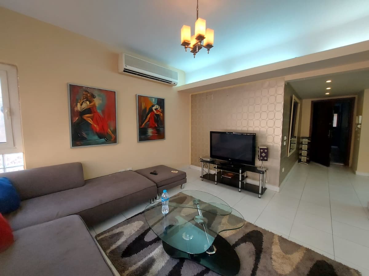 Bright & Homey Furnished Apartment In Quiet Zamalek.