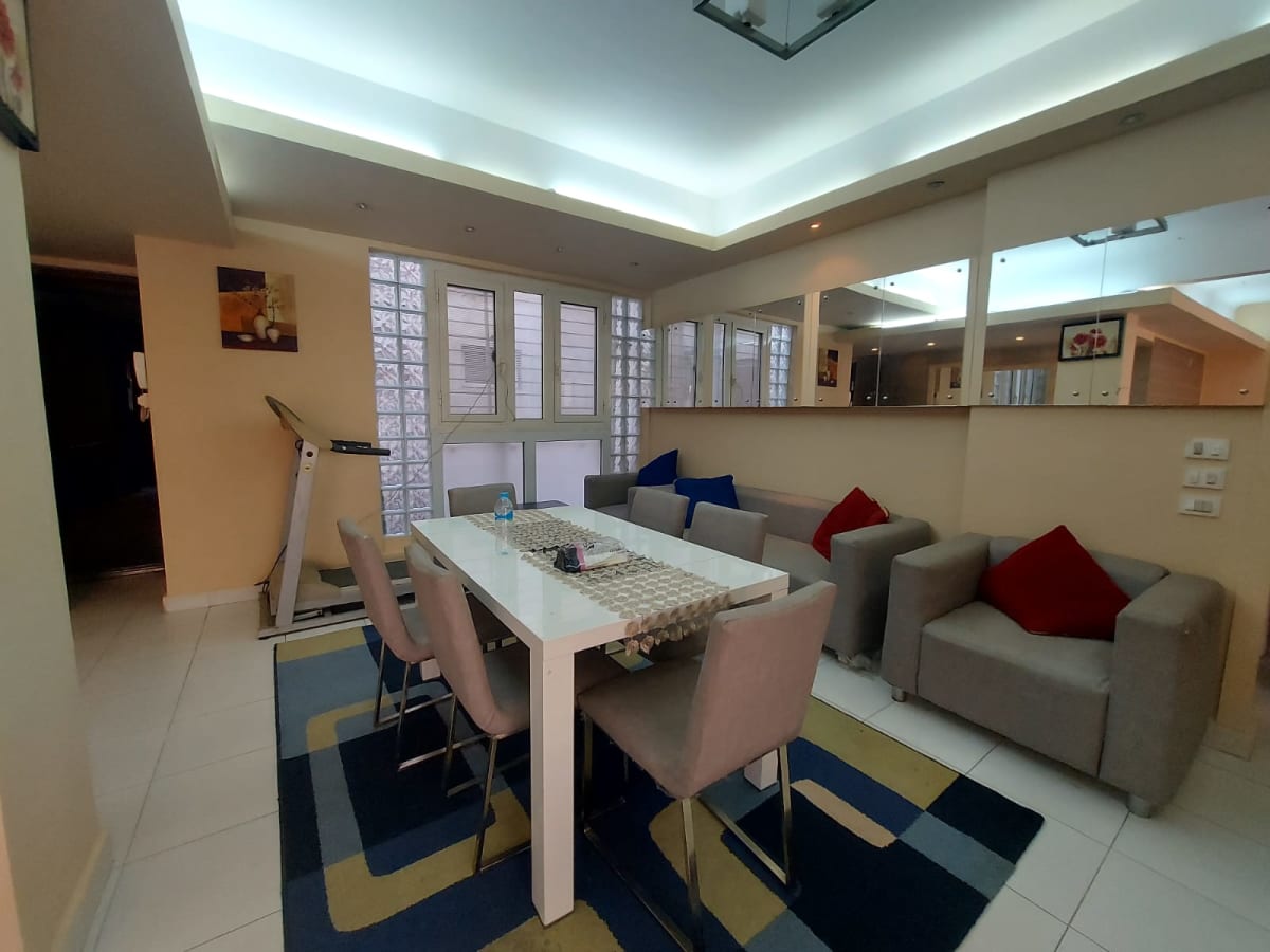 Bright & Homey Furnished Apartment In Quiet Zamalek.