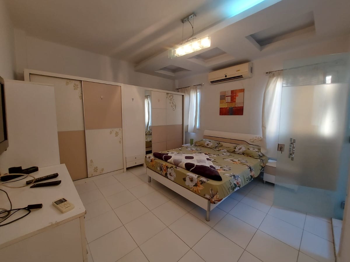 Bright & Homey Furnished Apartment In Quiet Zamalek.