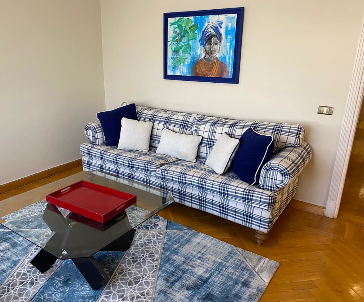 Elegantly Furnished Apartment In A luxurious Maadi Building.