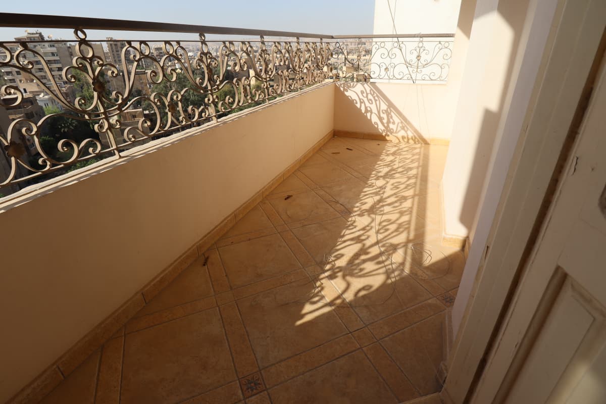 Sunny & Bright Furnished Apartment For Rent In Maadi Degla.
