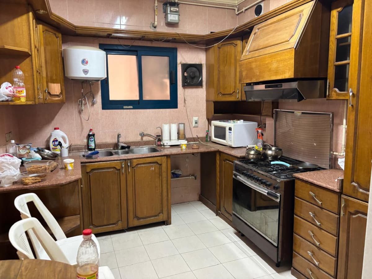 Refined Furnished Apartment For Rent In Maadi Degla.