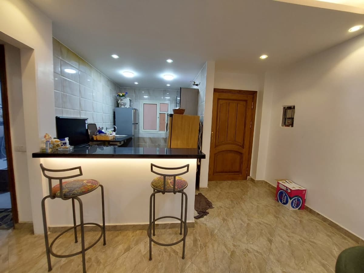 Relax Apartment In The Heart Of Zamalek|180m²|brightly.