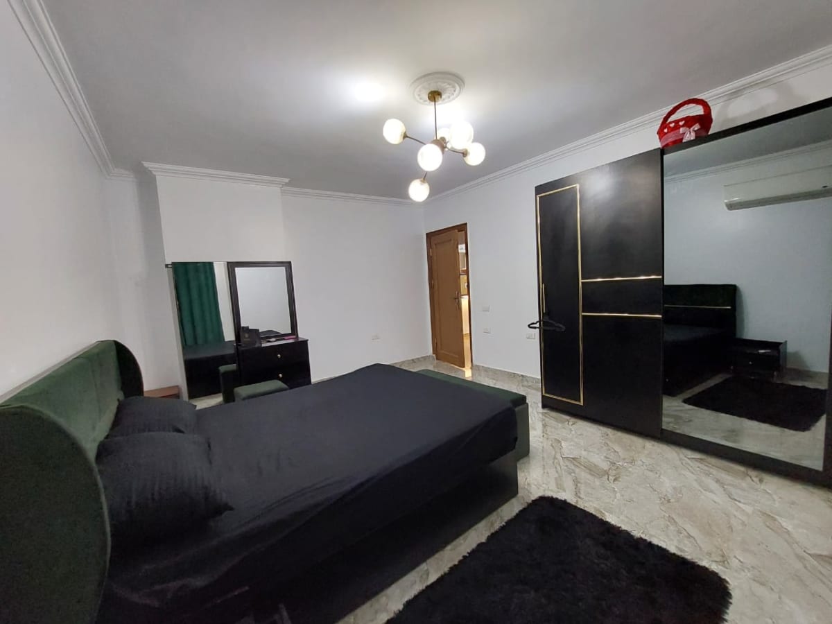 Relax Apartment In The Heart Of Zamalek|180m²|brightly.