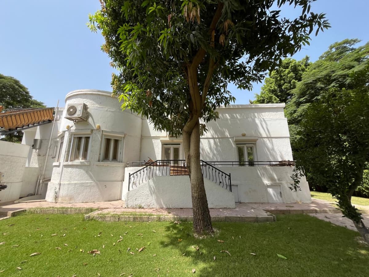 Amazing 1050 SQM Villa For Rent In Maadi Sarayat