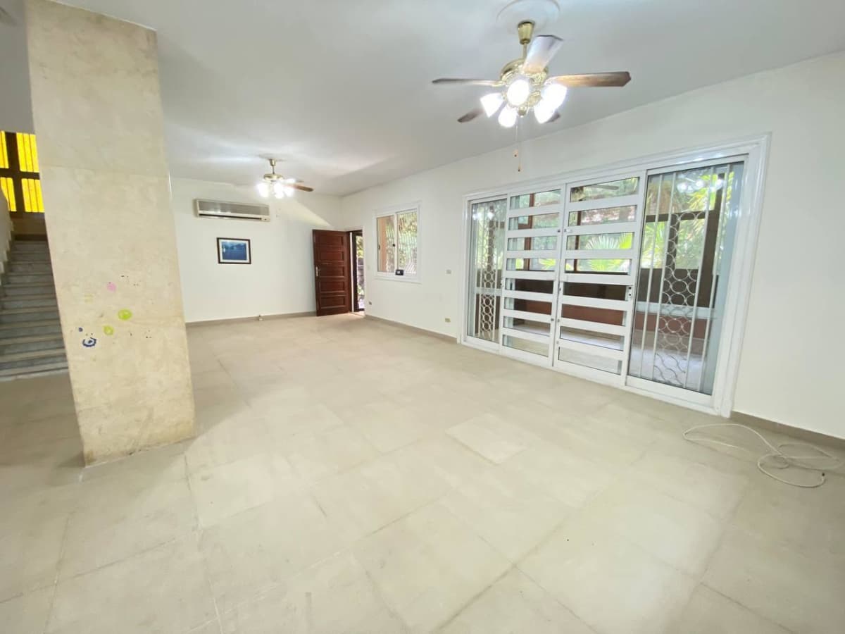 Luxury Villa For Rent In Sarayat Maadi|850SQm|Private Garden.